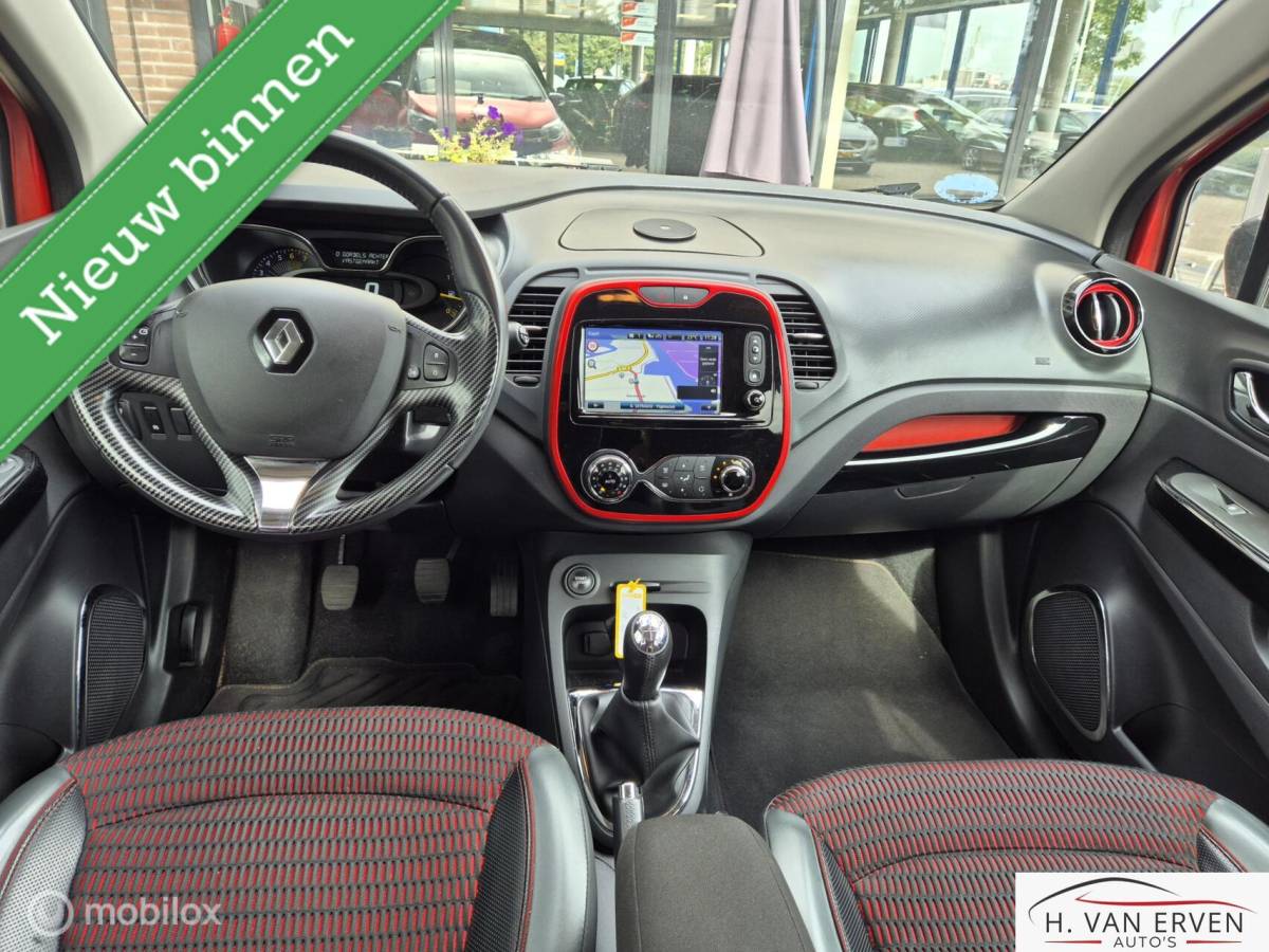 Renault Captur Renault Captur 0.9 Helly Hansen DEALERONDERHOUDEN NAP