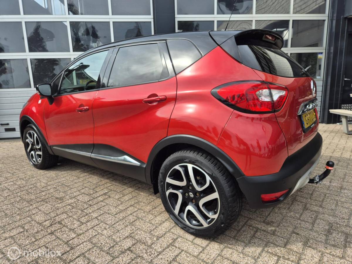 Renault Captur Renault Captur 0.9 Helly Hansen DEALERONDERHOUDEN NAP