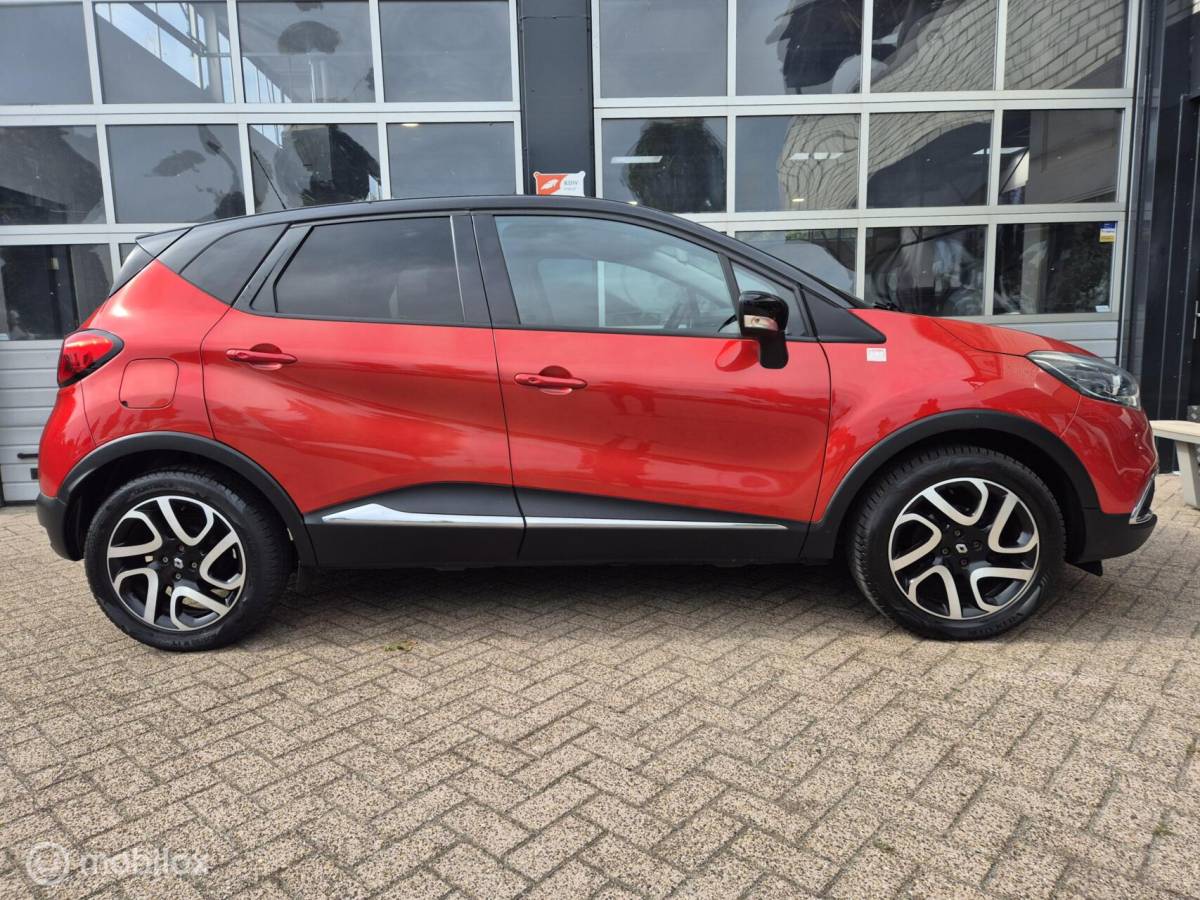 Renault Captur Renault Captur 0.9 Helly Hansen DEALERONDERHOUDEN NAP