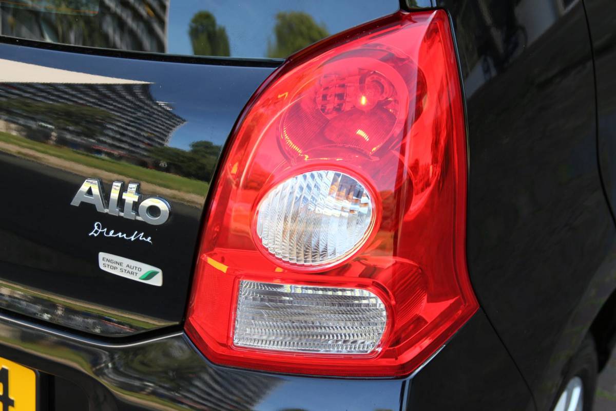 Suzuki Alto Suzuki Alto 1.0 68pk Exclusive EASSS *UNIEKE KM.STAND!* | NL-auto | Unieke km.stand! | Airco | Centr. deurvergr. | Elek. ramen | Stuurbekrachtiging |