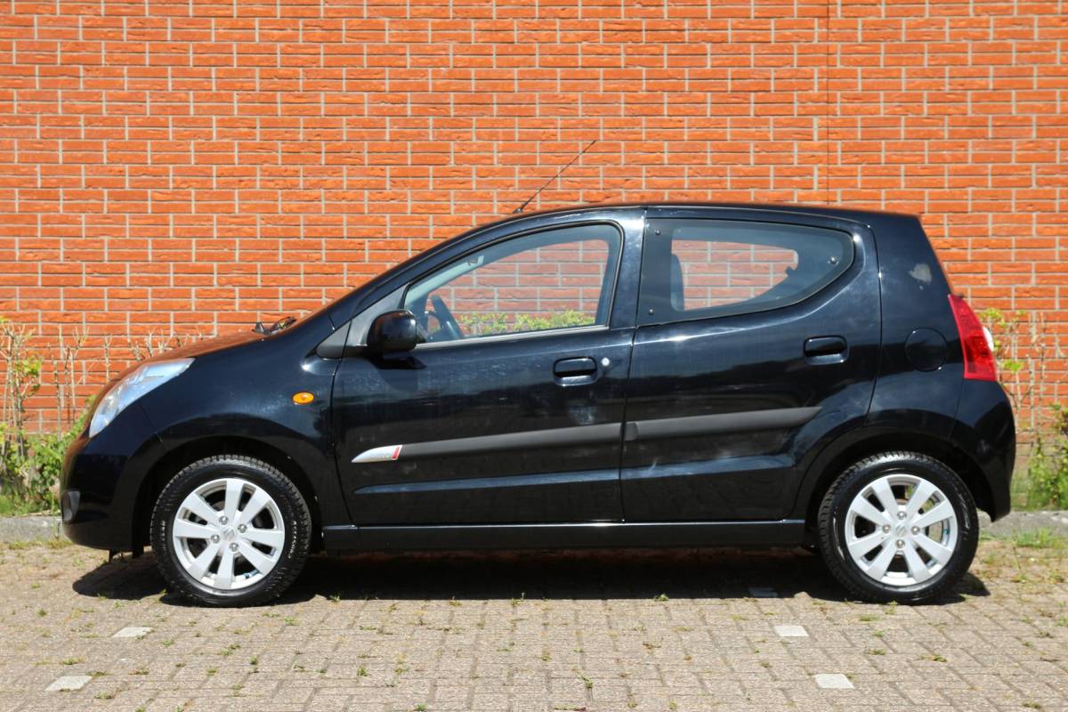 Suzuki Alto Suzuki Alto 1.0 68pk Exclusive EASSS *UNIEKE KM.STAND!* | NL-auto | Unieke km.stand! | Airco | Centr. deurvergr. | Elek. ramen | Stuurbekrachtiging |