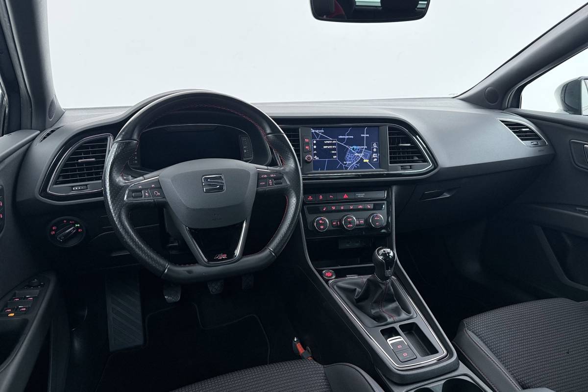 SEAT Leon Seat Leon 1.5 TSI FR Business Intense | CarPlay | Stoelverwarming | Digital Cockpit | Camera |