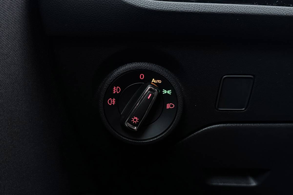 SEAT Leon Seat Leon 1.5 TSI FR Business Intense | CarPlay | Stoelverwarming | Digital Cockpit | Camera |