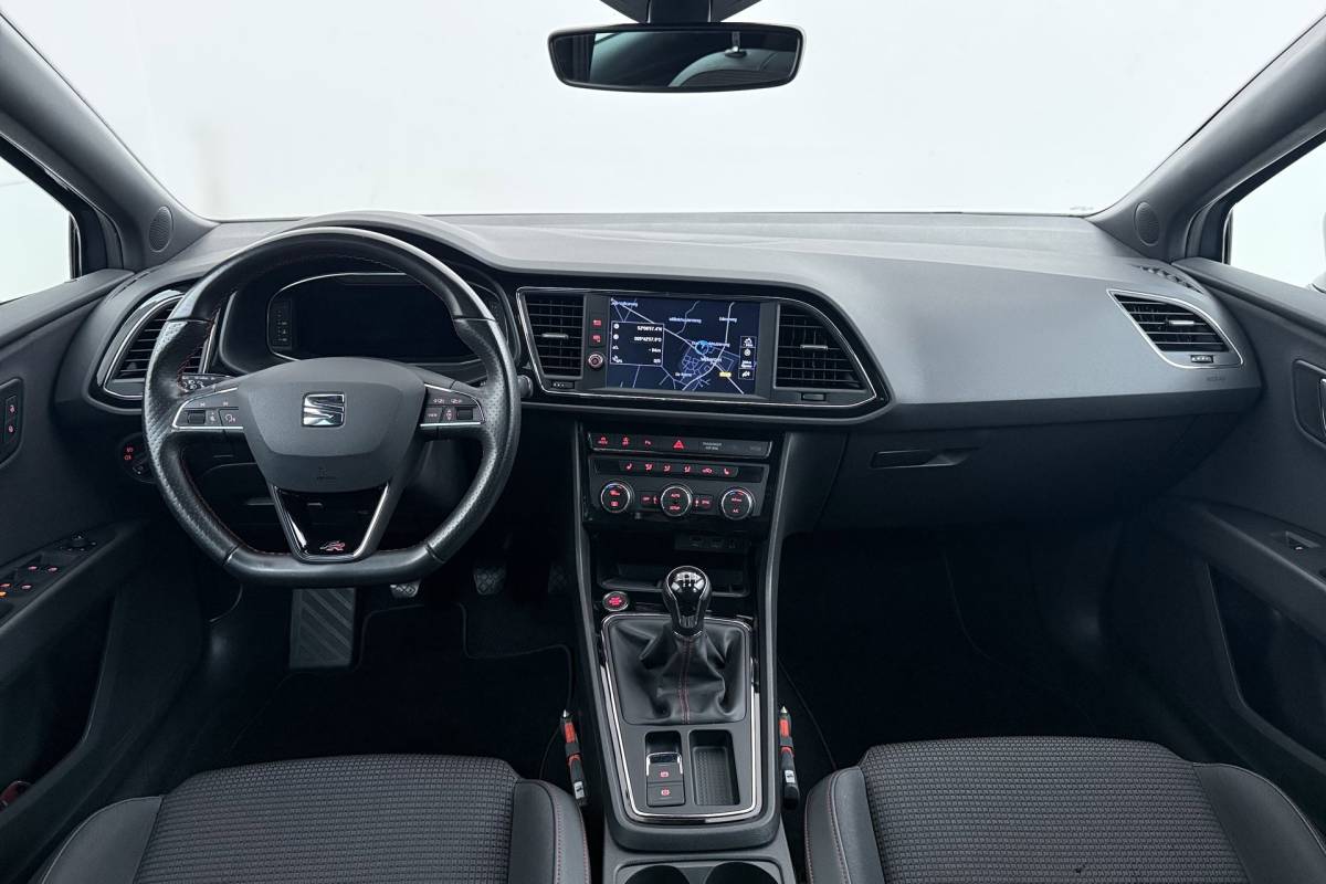 SEAT Leon Seat Leon 1.5 TSI FR Business Intense | CarPlay | Stoelverwarming | Digital Cockpit | Camera |
