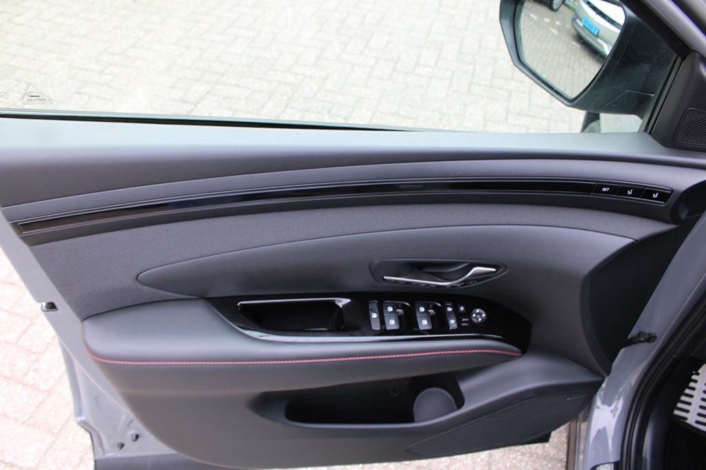 Hyundai Tucson Hyundai Tucson 1.6 T-GDI HEV N Line Sky 4X4 230PK! Full Option! “RIJKLAARPRIJS”