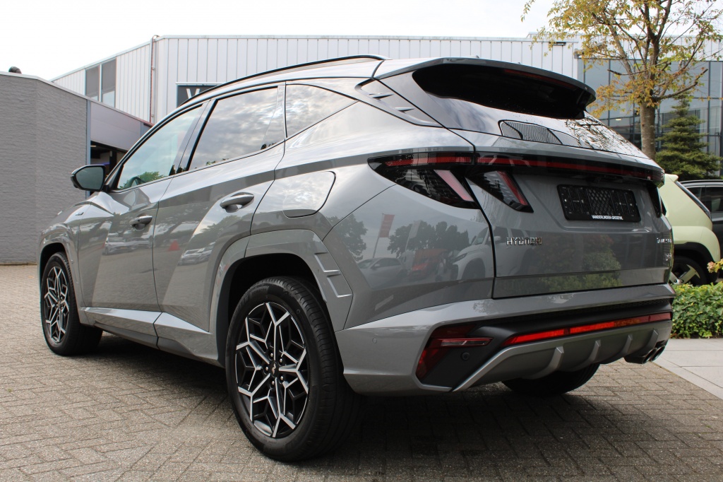Hyundai Tucson Hyundai Tucson 1.6 T-GDI HEV N Line Sky 4X4 230PK! Full Option! “RIJKLAARPRIJS”
