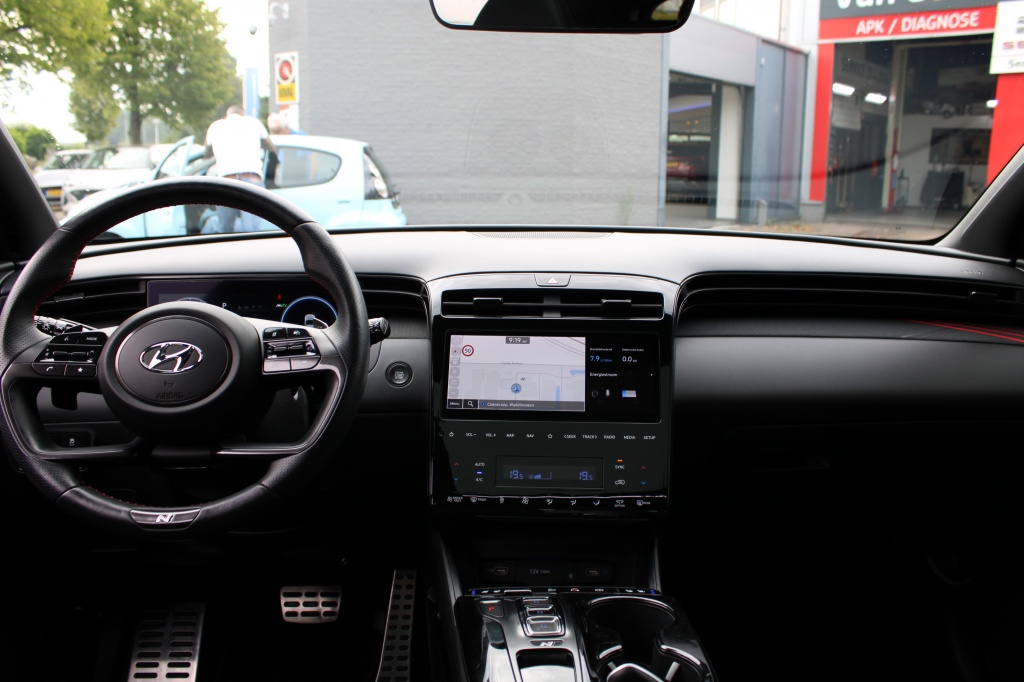 Hyundai Tucson Hyundai Tucson 1.6 T-GDI HEV N Line Sky 4X4 230PK! Full Option! “RIJKLAARPRIJS”