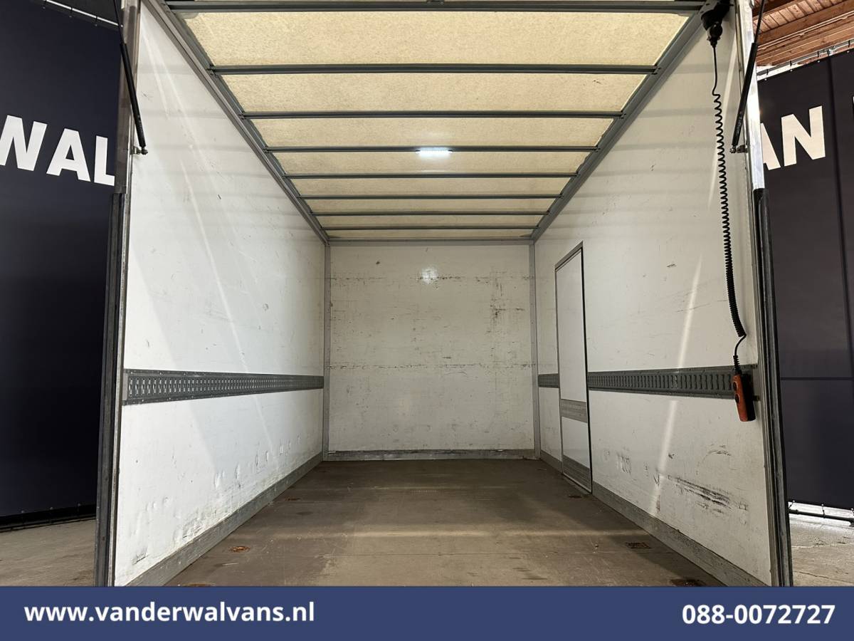 Renault Master Renault Master 2.3 dCi 164pk Bakwagen 230cm Hoog Laadklep Zijdeur Euro6 Airco | Camera | Cruisecontrol Bijrijdersbank