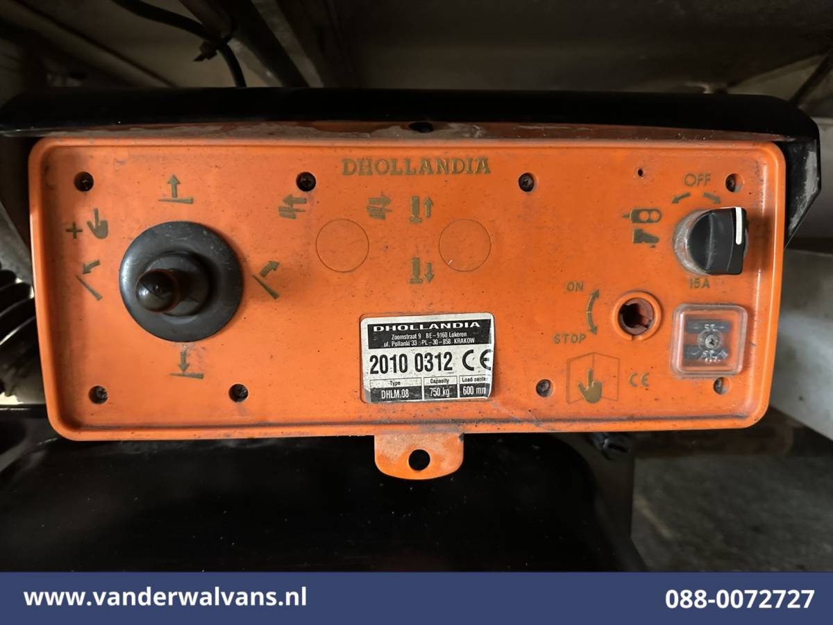 Renault Master Renault Master 2.3 dCi 164pk Bakwagen 230cm Hoog Laadklep Zijdeur Euro6 Airco | Camera | Cruisecontrol Bijrijdersbank