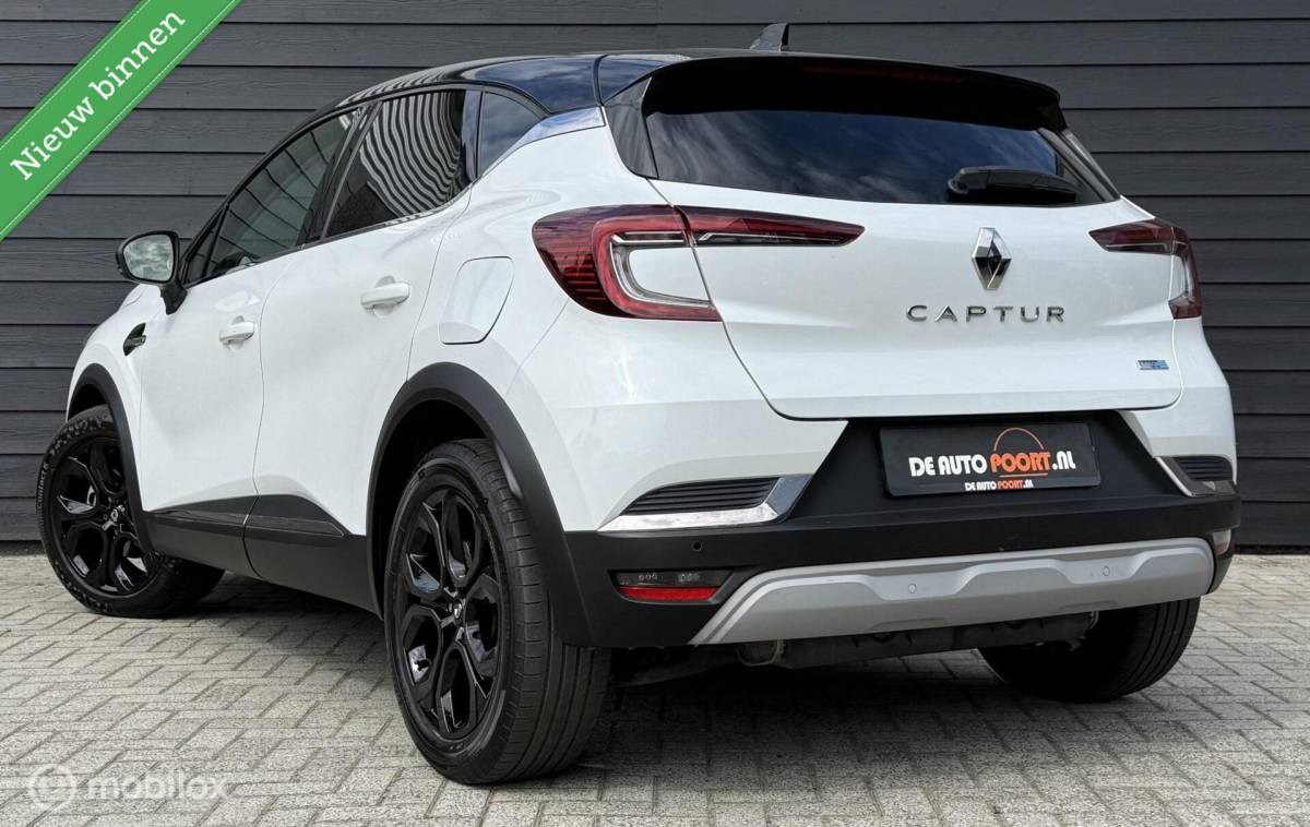 Renault Captur Renault Captur 1.6 E-Tech Plug-in Hybrid 160 Intens Black Pack
