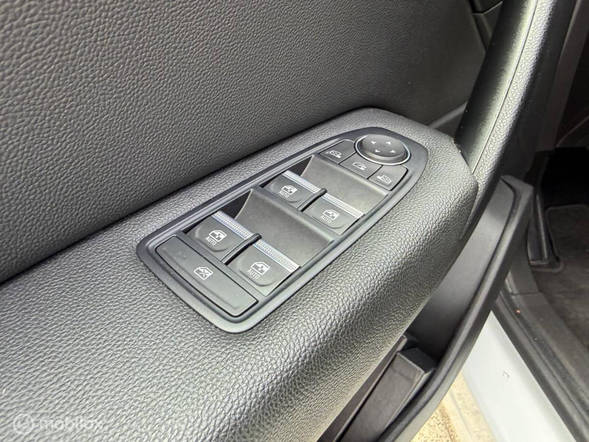 Renault Captur Renault Captur 1.6 E-Tech Plug-in Hybrid 160 Intens Black Pack