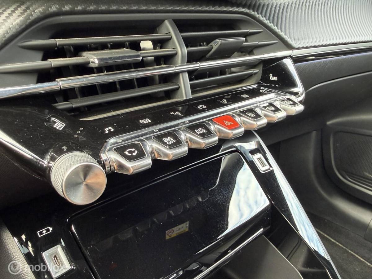 Peugeot 208 Peugeot 208 1.2 PureTech GT Line 130Pk Carplay/Winterpakket