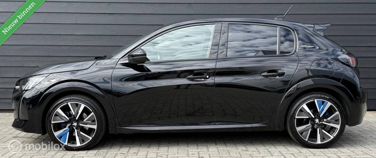 Peugeot 208 Peugeot 208 1.2 PureTech GT Line 130Pk Carplay/Winterpakket