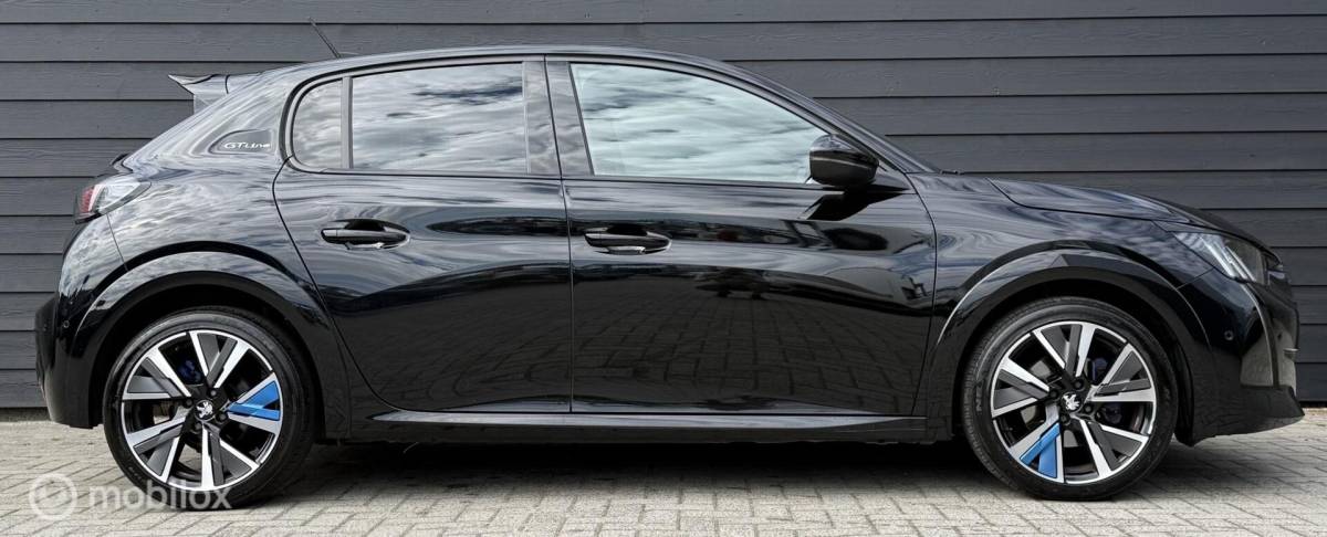 Peugeot 208 Peugeot 208 1.2 PureTech GT Line 130Pk Carplay/Winterpakket