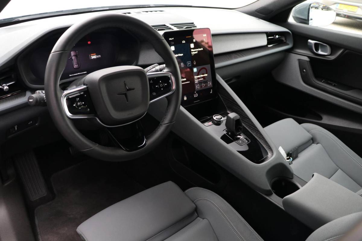 Polestar 2 Polestar 2 Standard Range Single Motor 63kWh AppleCarplay Memory Sportzetels Camera Lmv Led 39000KM BJ2023