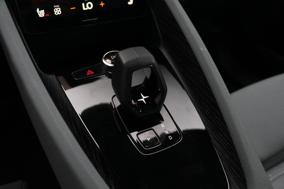 Polestar 2 Polestar 2 Standard Range Single Motor 63kWh AppleCarplay Memory Sportzetels Camera Lmv Led 39000KM BJ2023