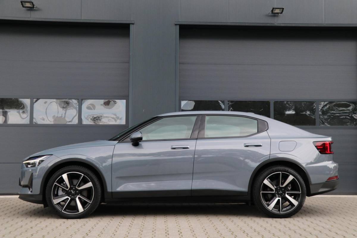 Polestar 2 Polestar 2 Standard Range Single Motor 63kWh AppleCarplay Memory Sportzetels Camera Lmv Led 39000KM BJ2023