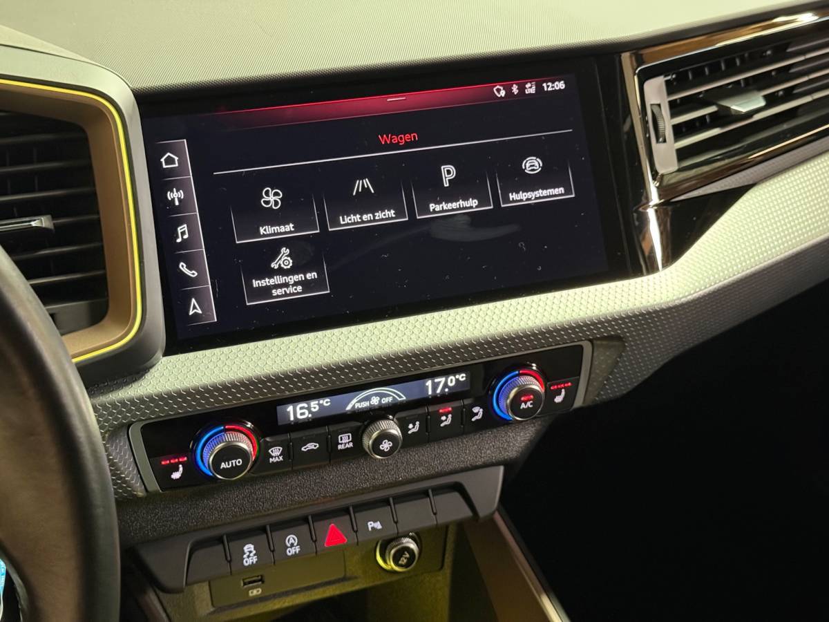 Audi A1 Sportback Audi A1 Sportback 35 TFSI Pro Line S | Camera | Stoelverwarming | Carplay | Led | Parkeersensoren | S Line | B&O