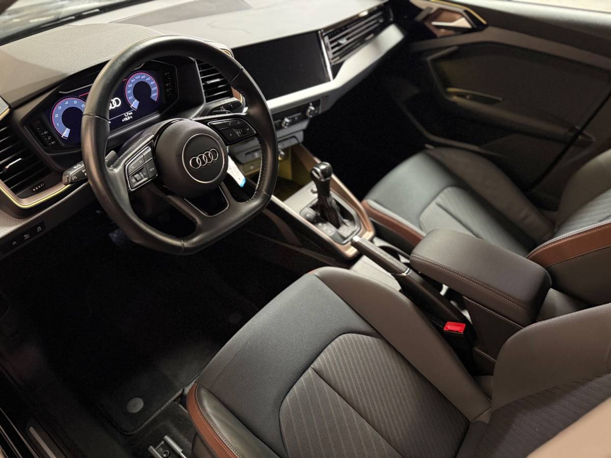 Audi A1 Sportback Audi A1 Sportback 35 TFSI Pro Line S | Camera | Stoelverwarming | Carplay | Led | Parkeersensoren | S Line | B&O