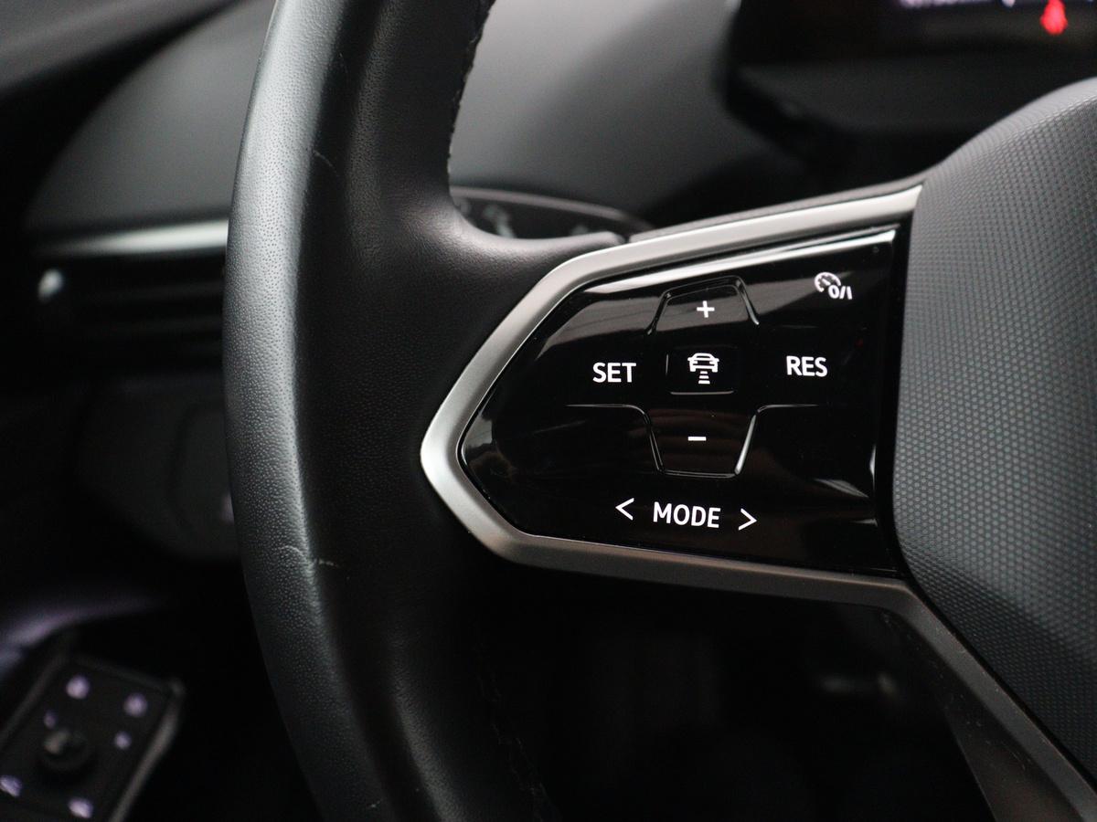 Volkswagen ID.4 Volkswagen ID.4 Pro 77 kWh | SOH 95,4% | Adaptive cruise | Lane assist | Stuur/stoelverwarming | Climate control | Sfeerverlichting | Carplay | Park assist | 20″ velgen