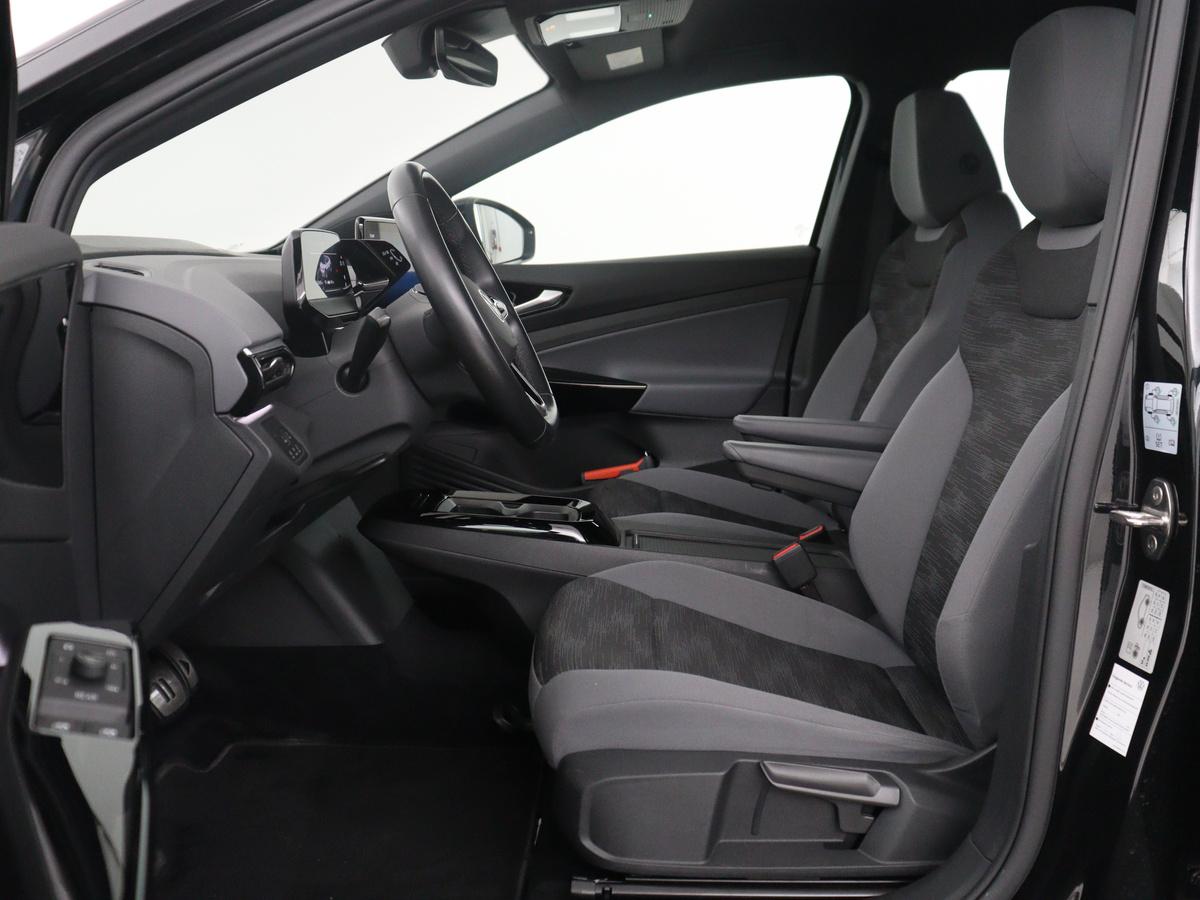 Volkswagen ID.4 Volkswagen ID.4 Pro 77 kWh | SOH 95,4% | Adaptive cruise | Lane assist | Stuur/stoelverwarming | Climate control | Sfeerverlichting | Carplay | Park assist | 20″ velgen