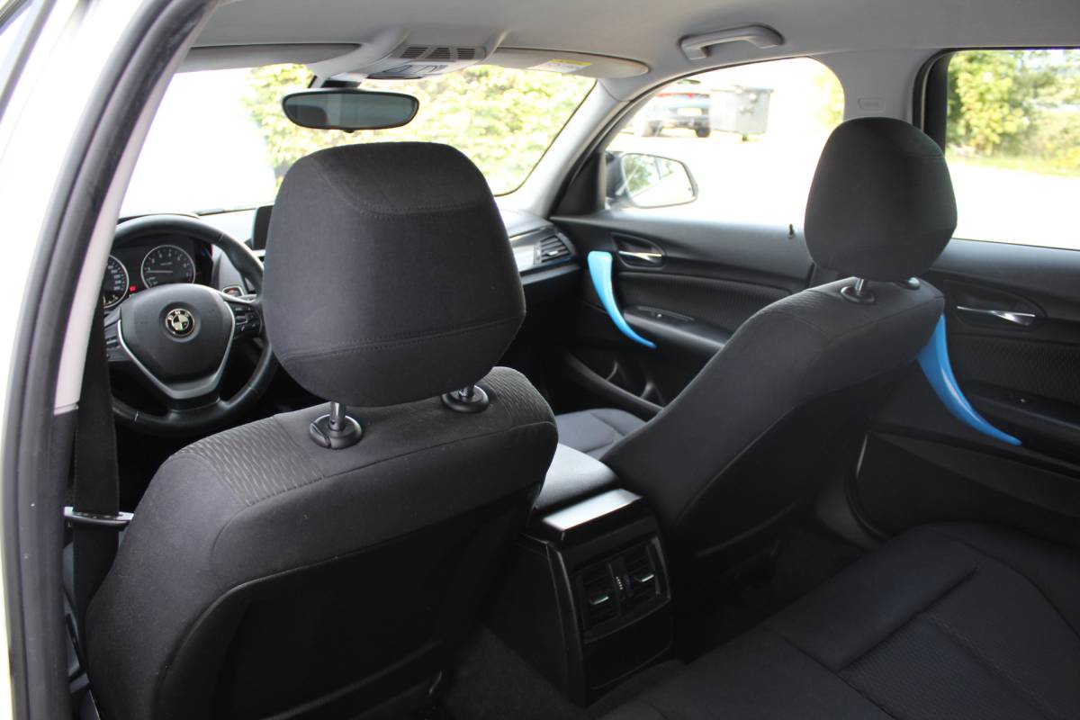 BMW 1 Serie BMW 1-serie 114i EDE Executive | Cruise controle | Parkeersensoren | Keyless start | Climate controle | Apple CarPlay/Android Auto | Angel eye LED Koplampen | 17 Inch Monaco velgen | Getinte ramen | Maxton design spoilers | Navigatie | Origineel NL Auto | NAP |