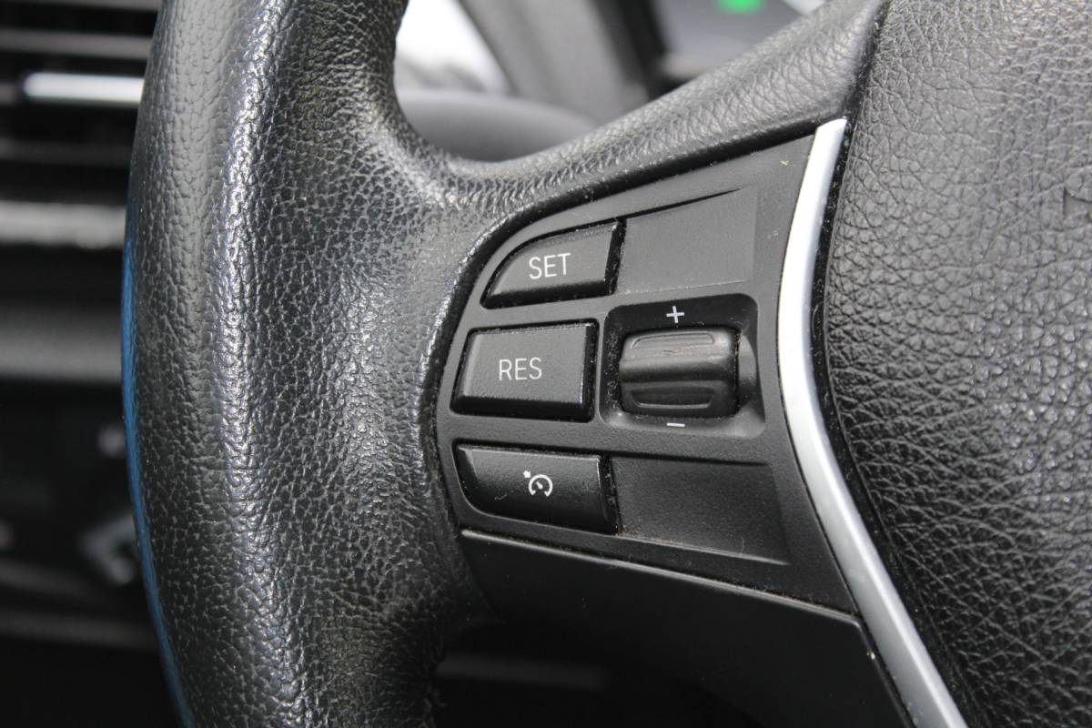 BMW 1 Serie BMW 1-serie 114i EDE Executive | Cruise controle | Parkeersensoren | Keyless start | Climate controle | Apple CarPlay/Android Auto | Angel eye LED Koplampen | 17 Inch Monaco velgen | Getinte ramen | Maxton design spoilers | Navigatie | Origineel NL Auto | NAP |