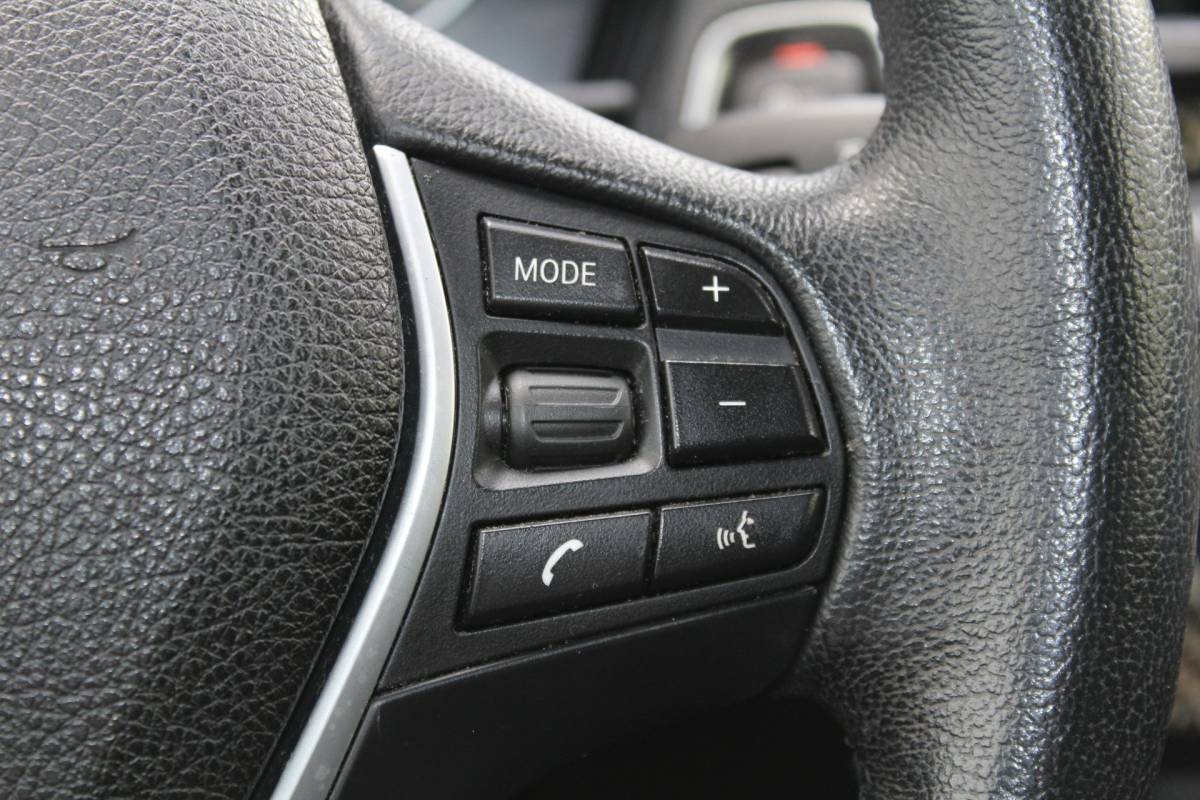 BMW 1 Serie BMW 1-serie 114i EDE Executive | Cruise controle | Parkeersensoren | Keyless start | Climate controle | Apple CarPlay/Android Auto | Angel eye LED Koplampen | 17 Inch Monaco velgen | Getinte ramen | Maxton design spoilers | Navigatie | Origineel NL Auto | NAP |