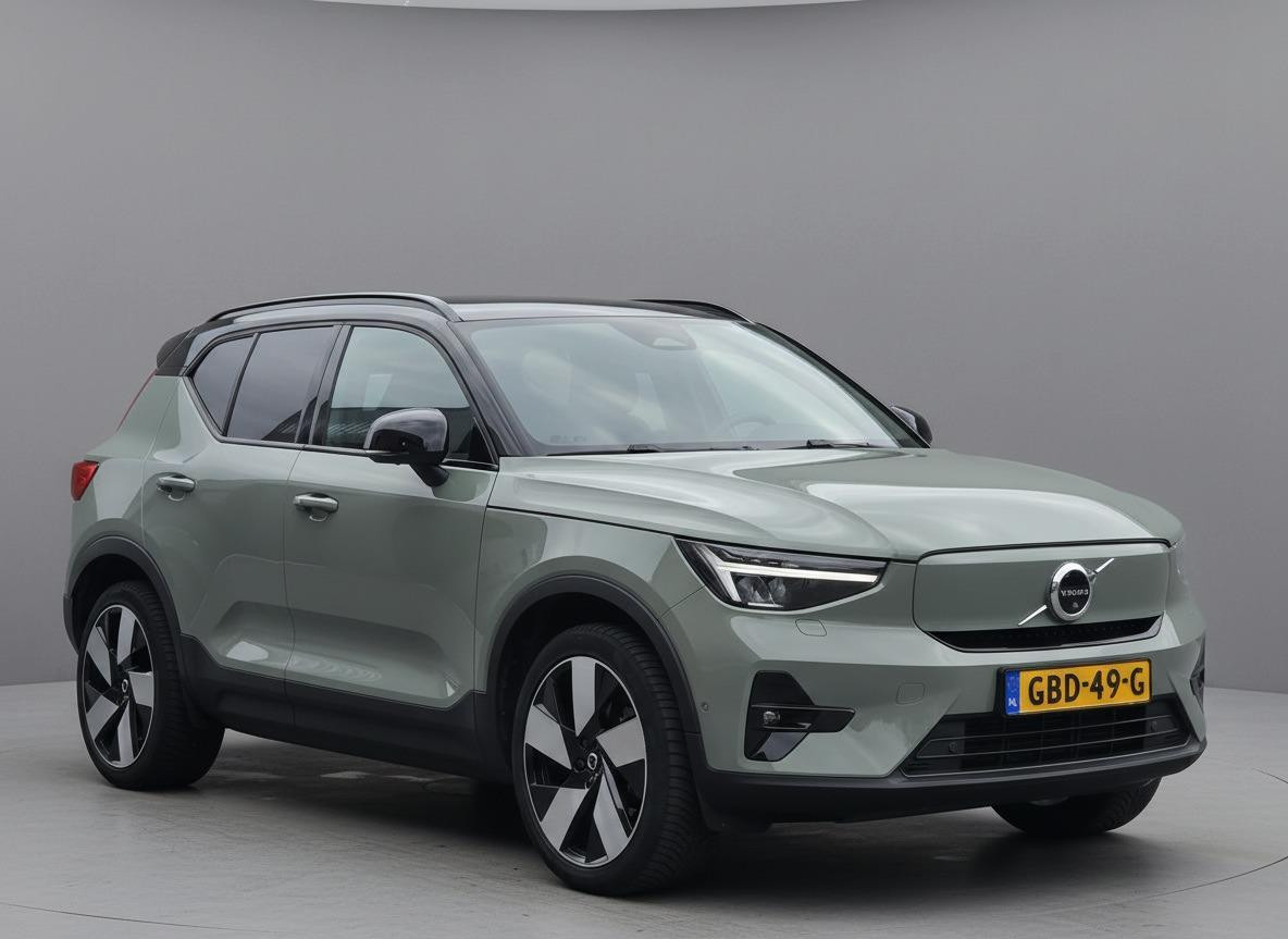 Volvo XC40 Volvo XC40 Recharge Ultimate 70kWh | Trekhaak | Pano | 360 Camera