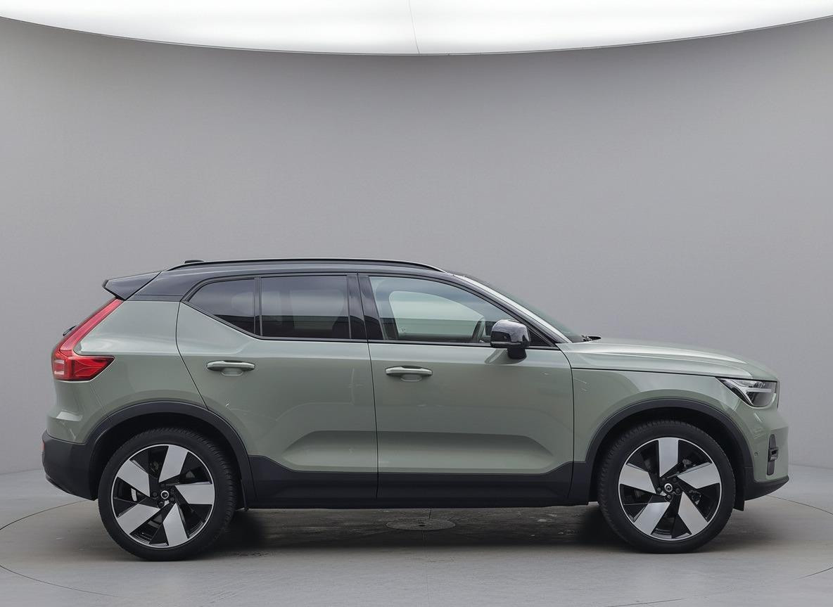 Volvo XC40 Volvo XC40 Recharge Ultimate 70kWh | Trekhaak | Pano | 360 Camera