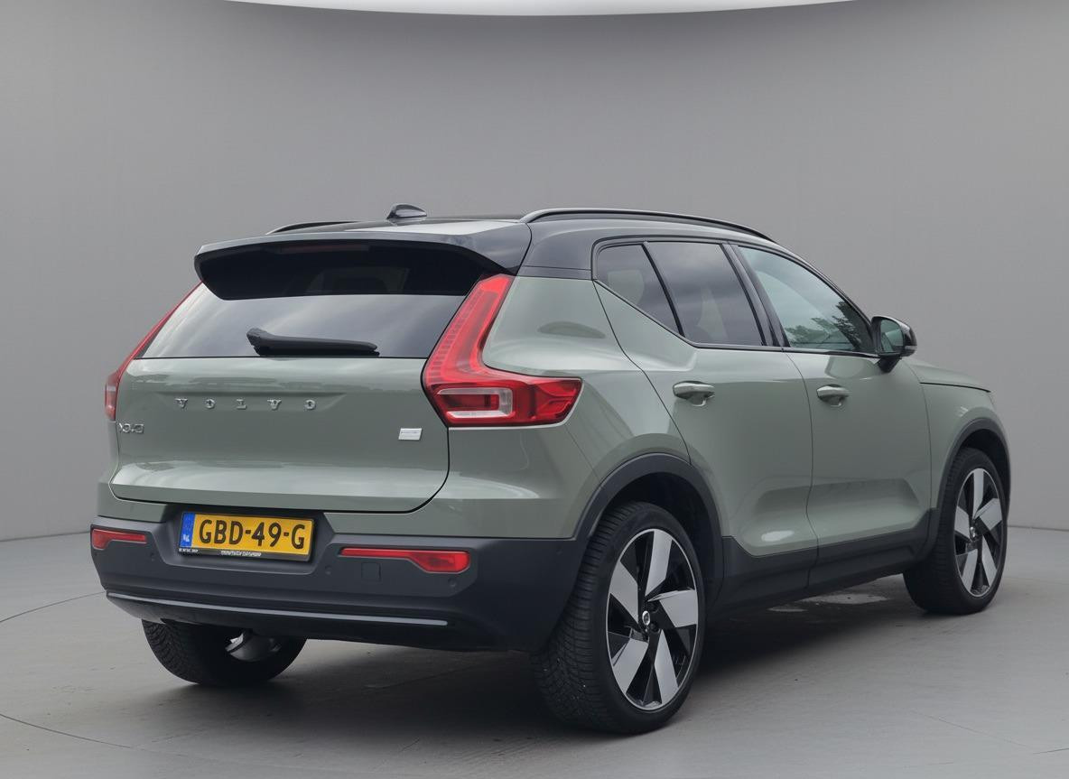 Volvo XC40 Volvo XC40 Recharge Ultimate 70kWh | Trekhaak | Pano | 360 Camera
