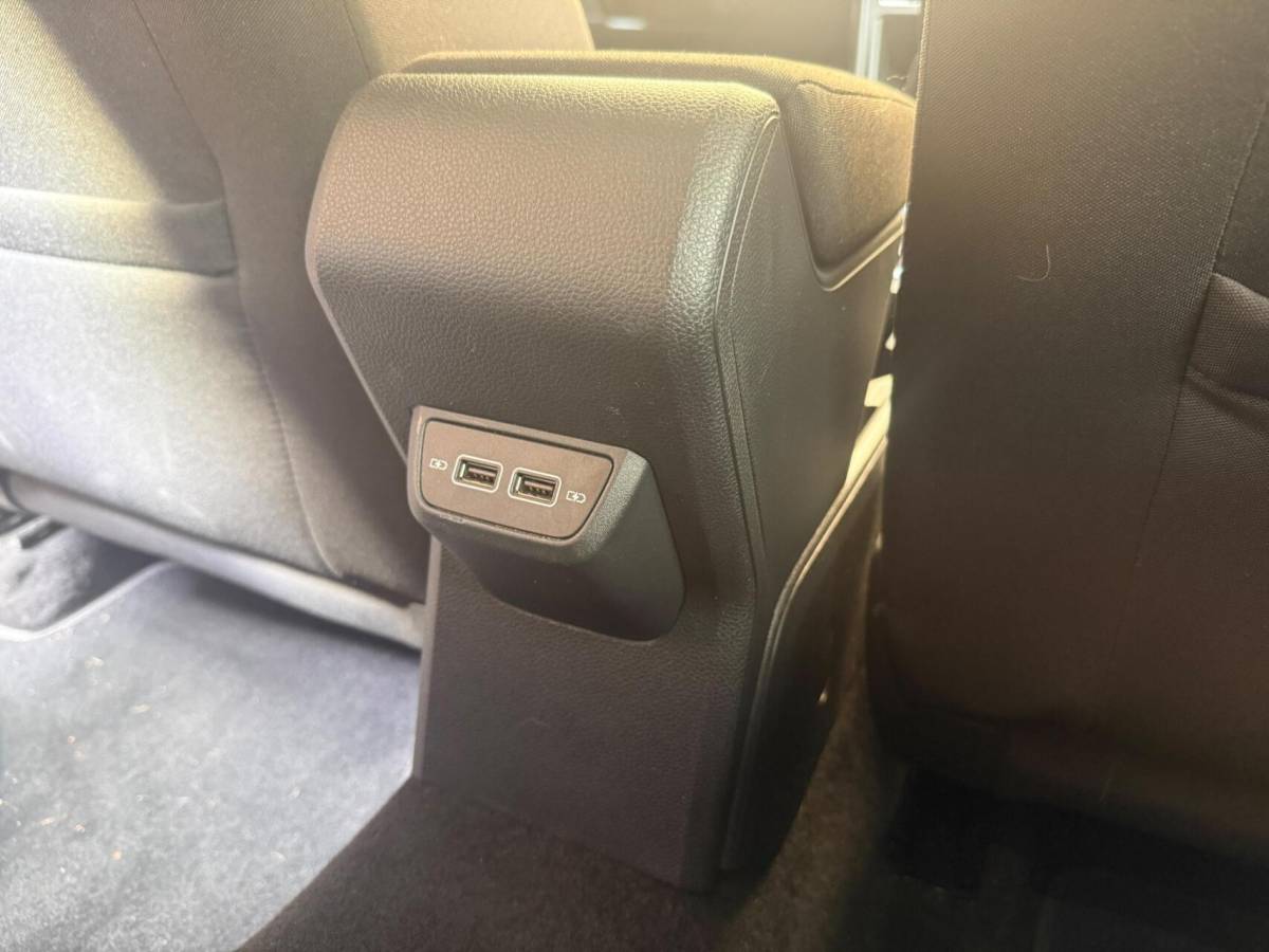 Volkswagen Polo Volkswagen Polo 1.0 TSI Highline R-line Apple CarPlay/Android Auto | Achteruitrijcamera | Adaptieve cruise control | Climate control | DAB ontvanger | Digitale cockpit | Getint glas | Stoelverwarming | Parkeersensoren voor en achter