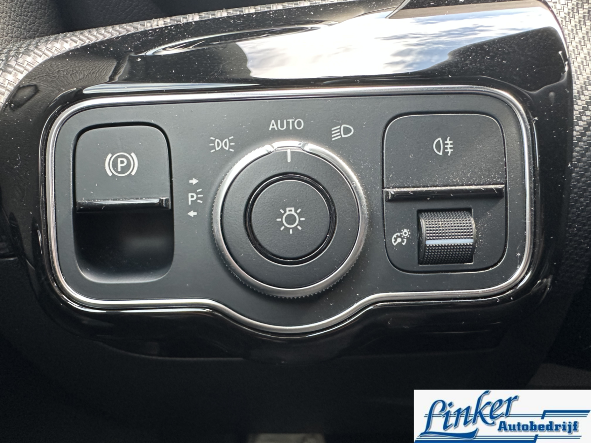 Mercedes-Benz A-Klasse Mercedes A-klasse 180 d Advantage – TREKH /AUTOMAAT /CAMERA/NLAUTO