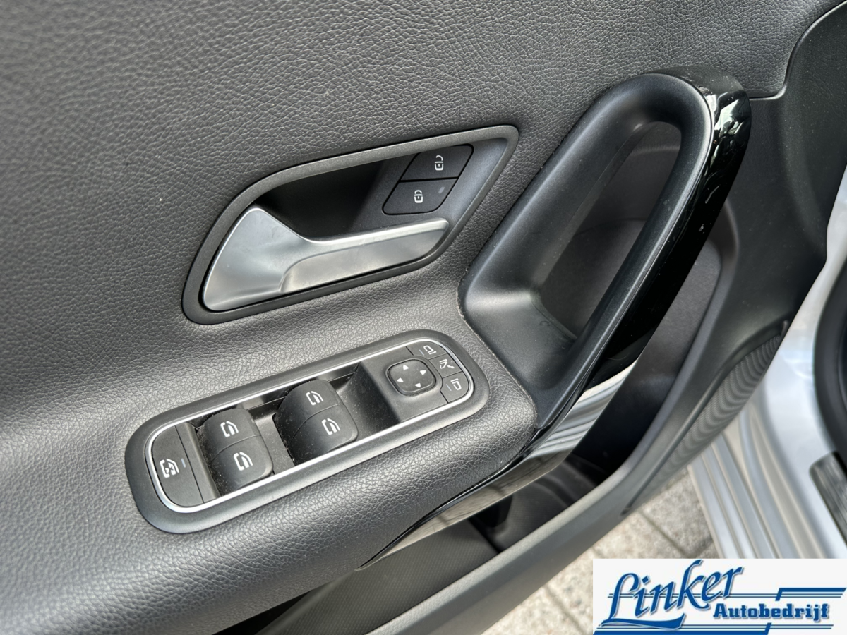 Mercedes-Benz A-Klasse Mercedes A-klasse 180 d Advantage – TREKH /AUTOMAAT /CAMERA/NLAUTO