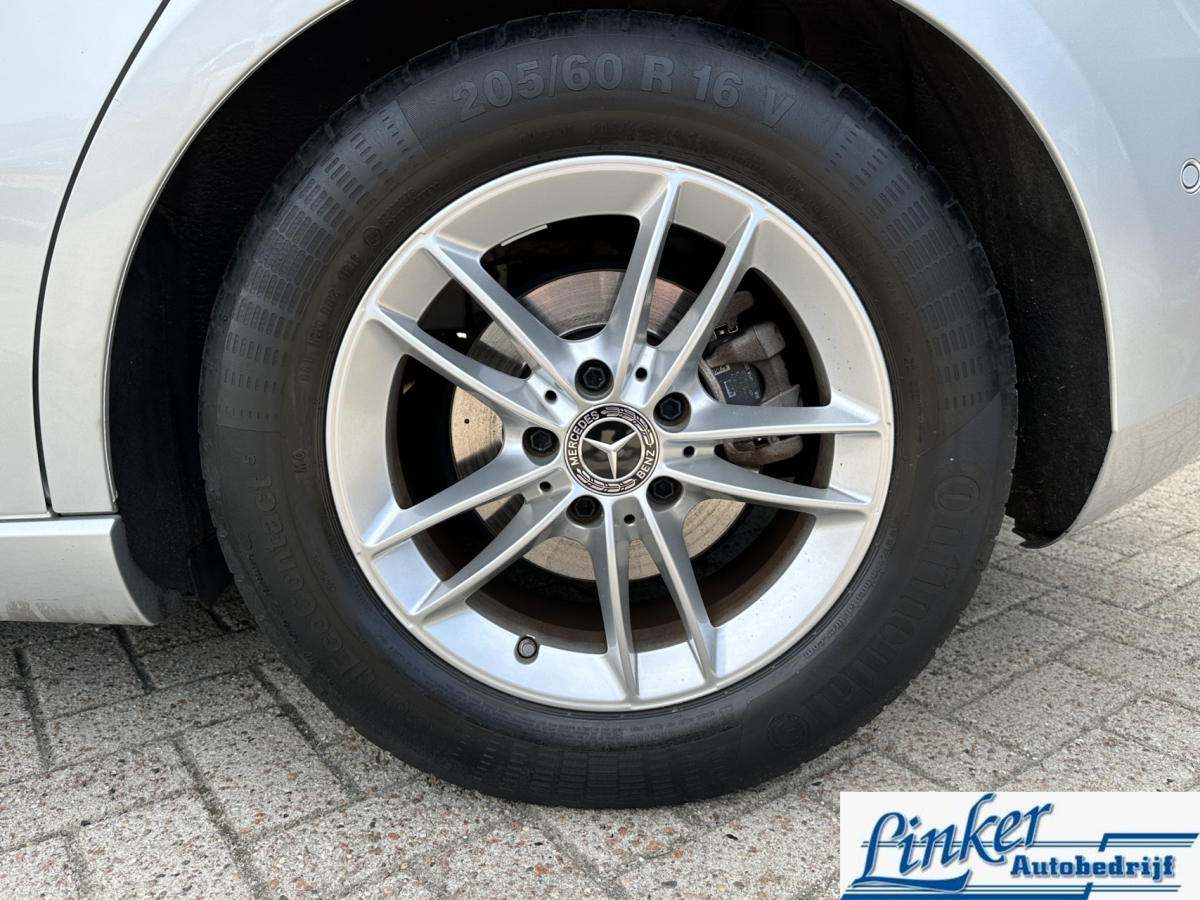 Mercedes-Benz A-Klasse Mercedes A-klasse 180 d Advantage – TREKH /AUTOMAAT /CAMERA/NLAUTO