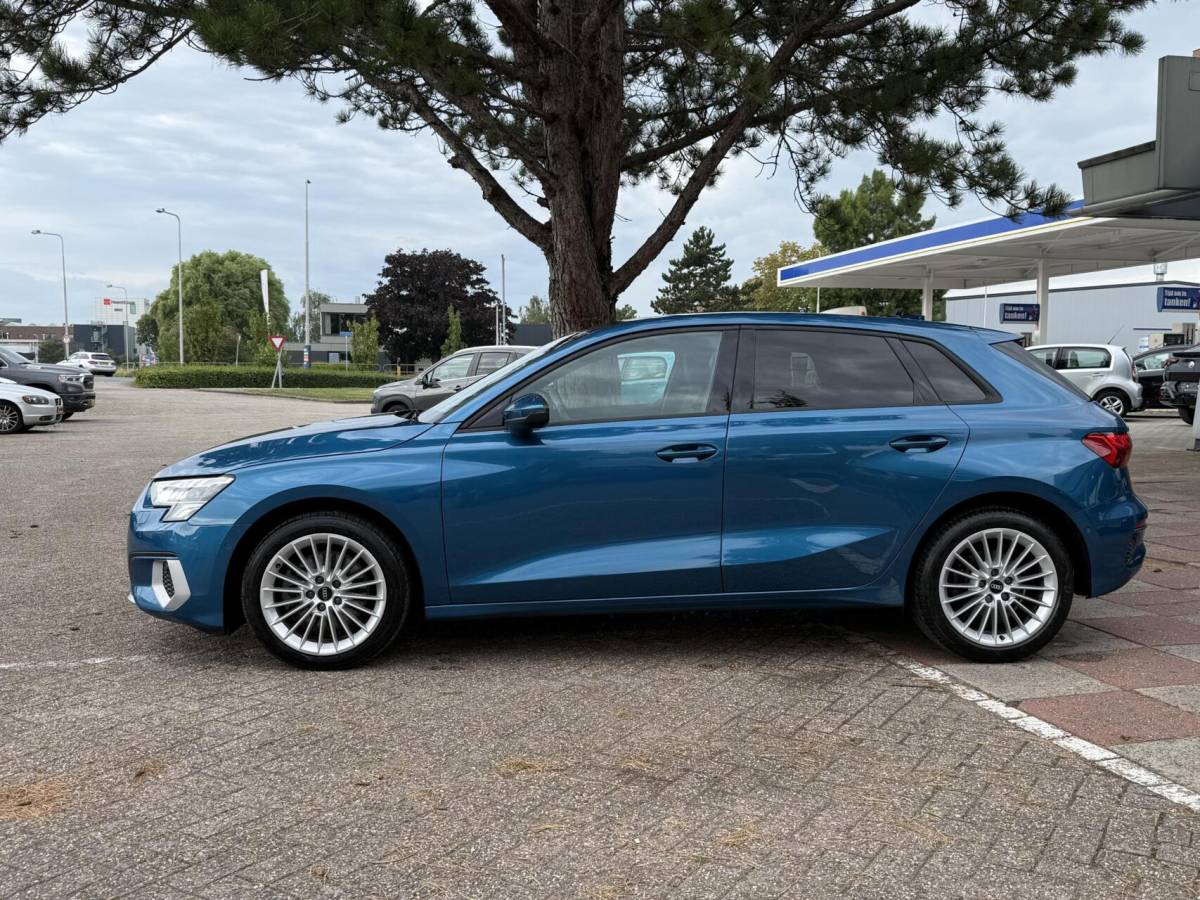Audi A3 Audi A3 Sportback 35 TFSI Pro Line met leder interieur