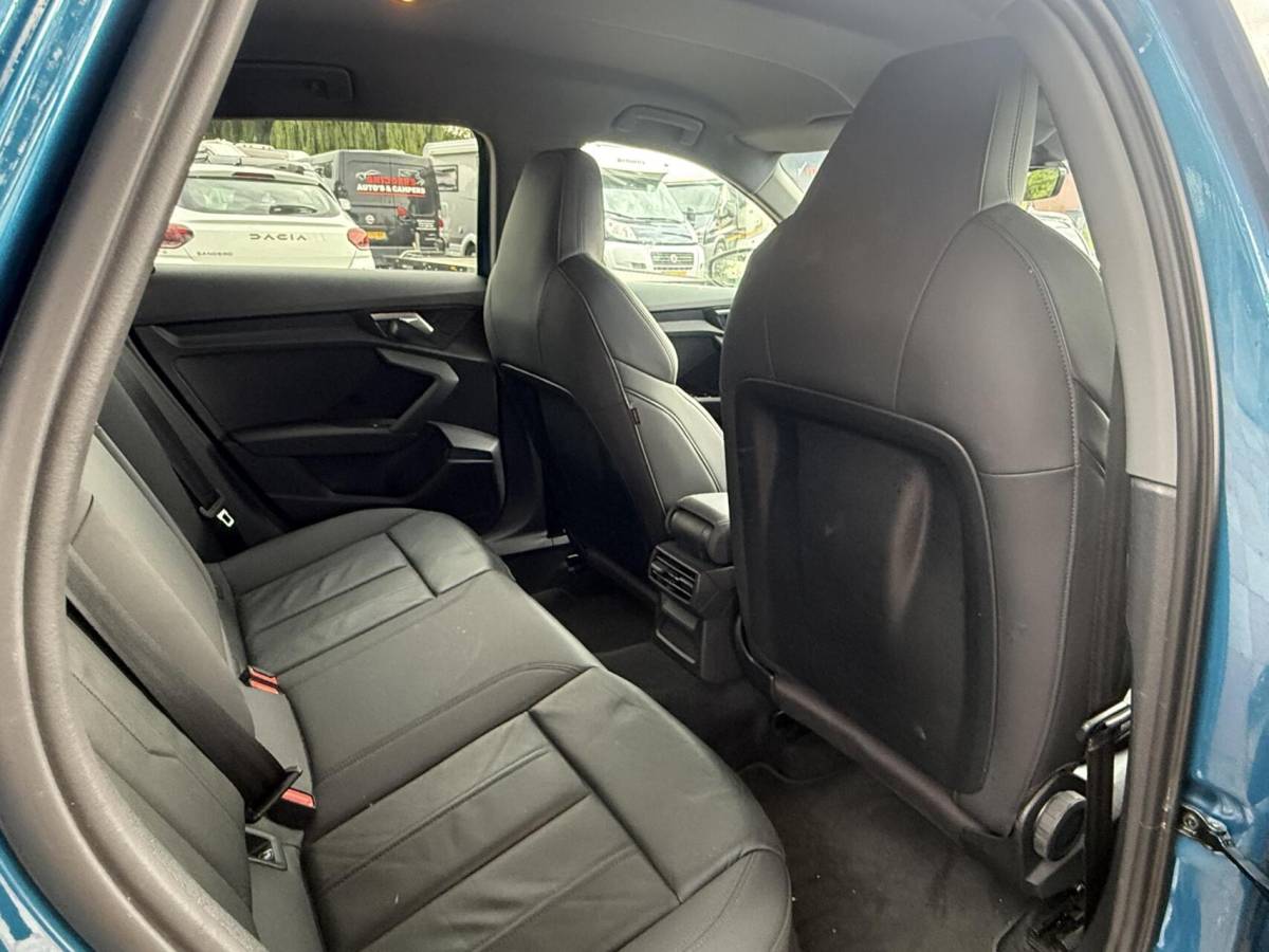 Audi A3 Audi A3 Sportback 35 TFSI Pro Line met leder interieur