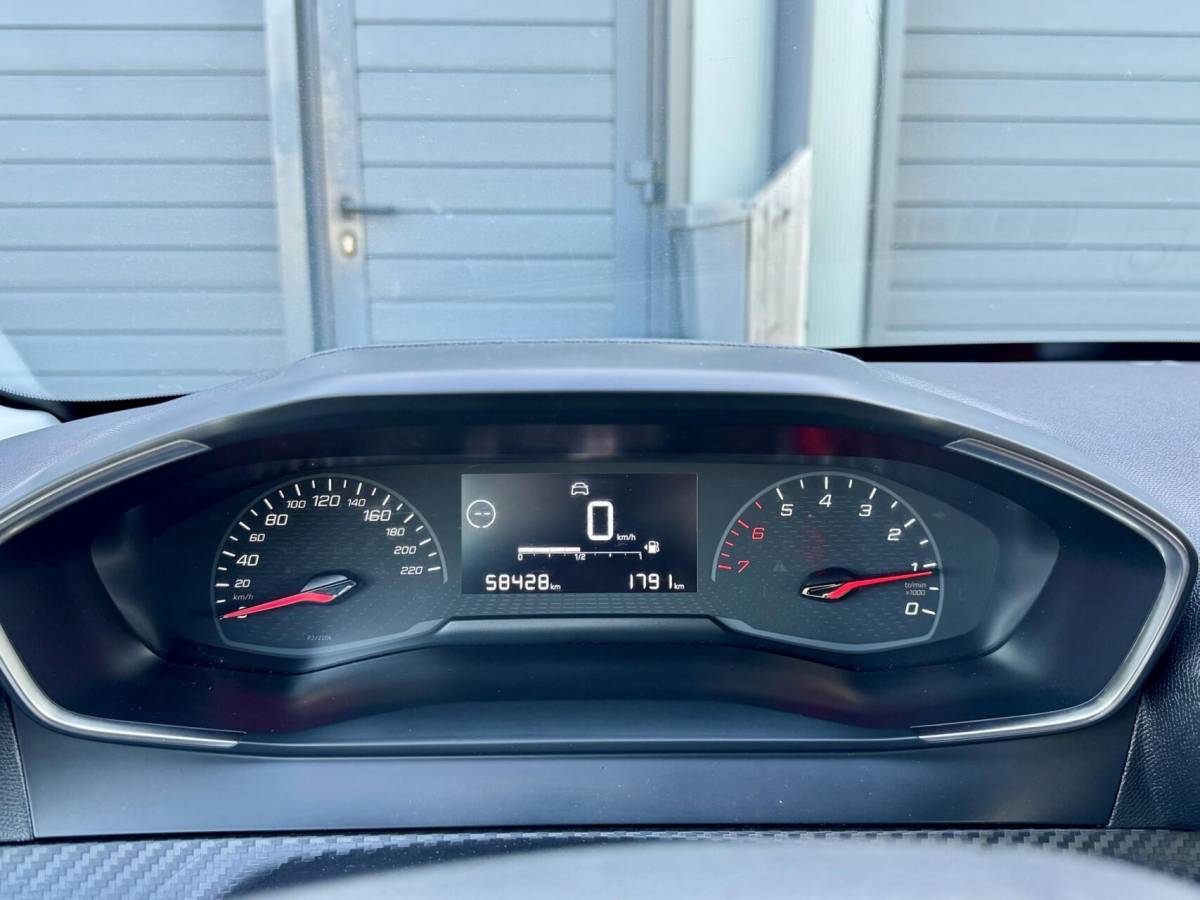 Peugeot 208 Peugeot 208 1.2 Like | LAGE KM NAP | Nieuwe Model 2020 | 5 Deurs | Airco | Cruise | Rijklaar|