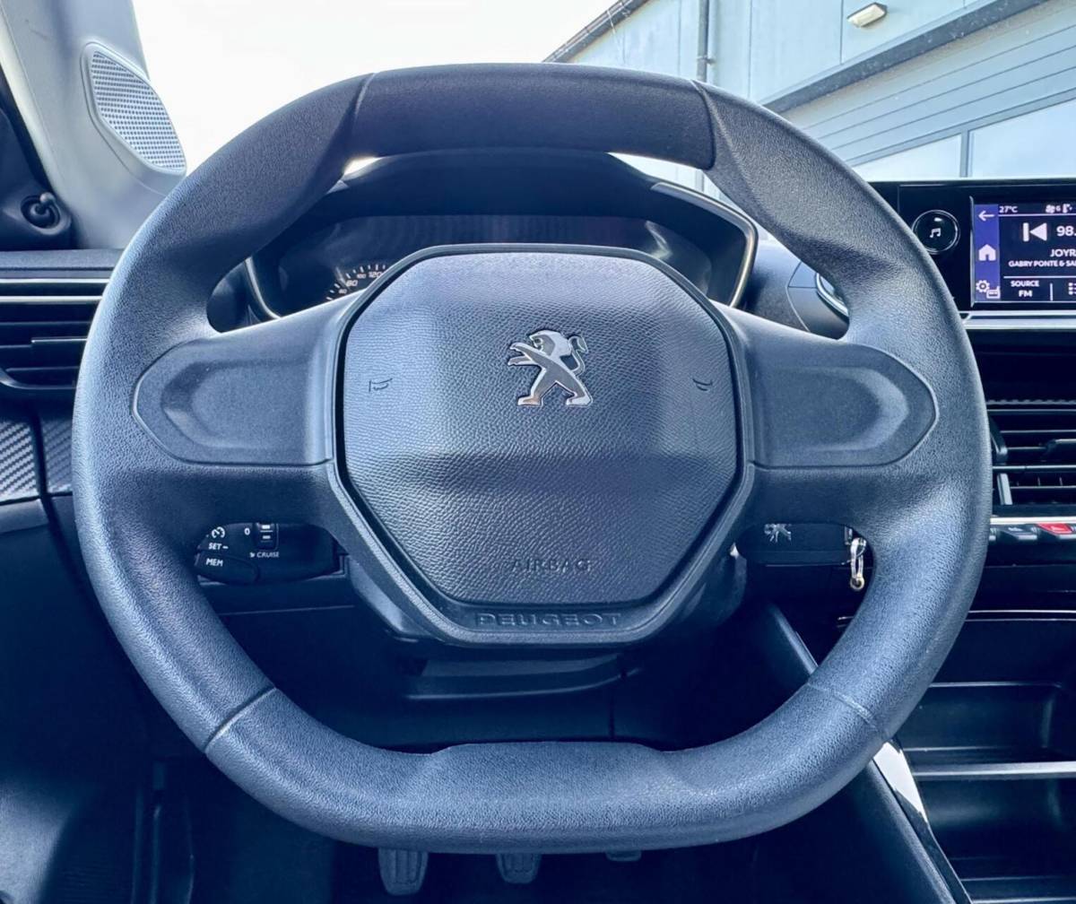 Peugeot 208 Peugeot 208 1.2 Like | LAGE KM NAP | Nieuwe Model 2020 | 5 Deurs | Airco | Cruise | Rijklaar|