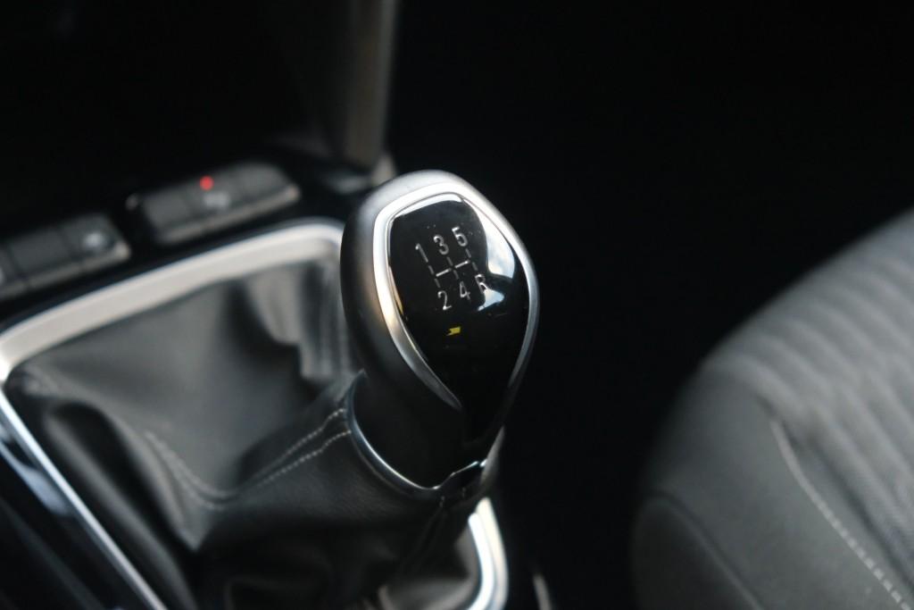 Opel Corsa Opel Corsa 1.2 75pk Edition | Navi | App Connect | Airco | Cruise | Full LED | PDC | 16″ velgen