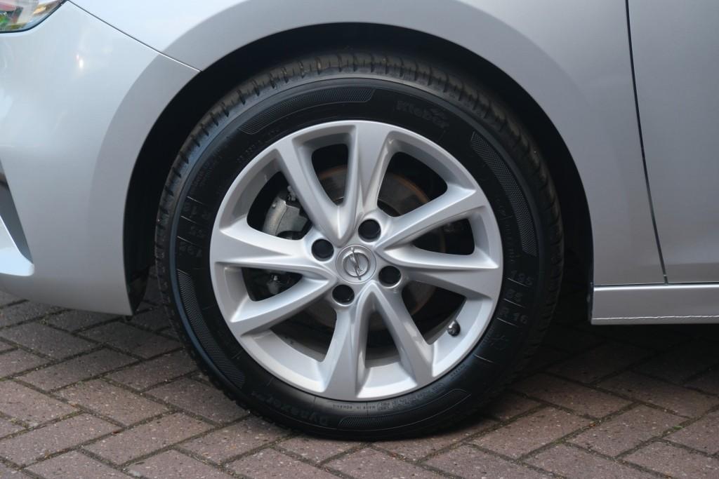 Opel Corsa Opel Corsa 1.2 75pk Edition | Navi | App Connect | Airco | Cruise | Full LED | PDC | 16″ velgen
