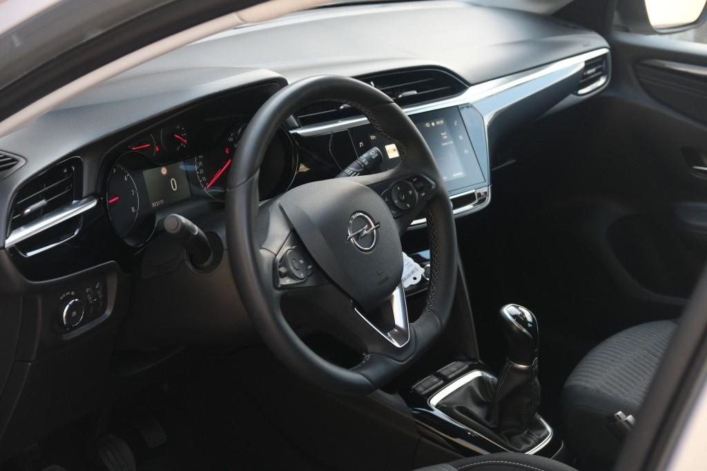 Opel Corsa Opel Corsa 1.2 75pk Edition | Navi | App Connect | Airco | Cruise | Full LED | PDC | 16″ velgen