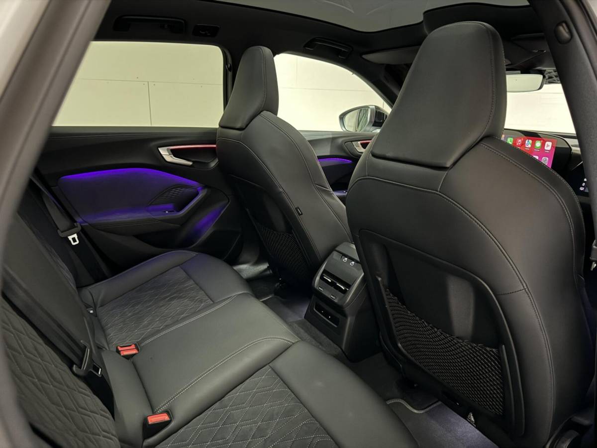 Audi A5 Audi A5 Avant 2.0 e-hybrid quattro S-Line Competition Pano 360° RS-Seats Passenger display
