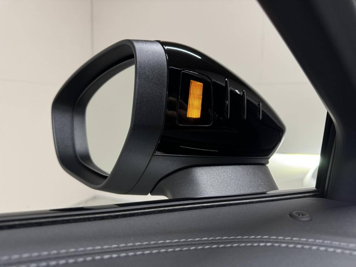 Audi A5 Audi A5 Avant 2.0 e-hybrid quattro S-Line Competition Pano 360° RS-Seats Passenger display