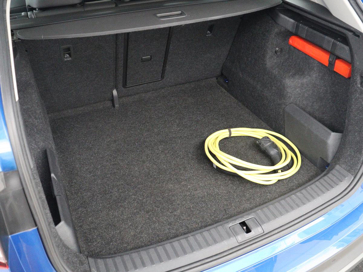 Škoda Enyaq iV Skoda Enyaq iV 60 | SOH 90,7% | Leder | Stoelverwarming | Head-up | Climate control | Navigatie | Carplay | Sfeerverlichting | Camera | Park assist | EV
