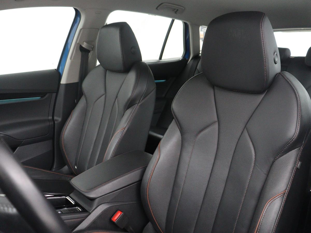 Škoda Enyaq iV Skoda Enyaq iV 60 | SOH 90,7% | Leder | Stoelverwarming | Head-up | Climate control | Navigatie | Carplay | Sfeerverlichting | Camera | Park assist | EV