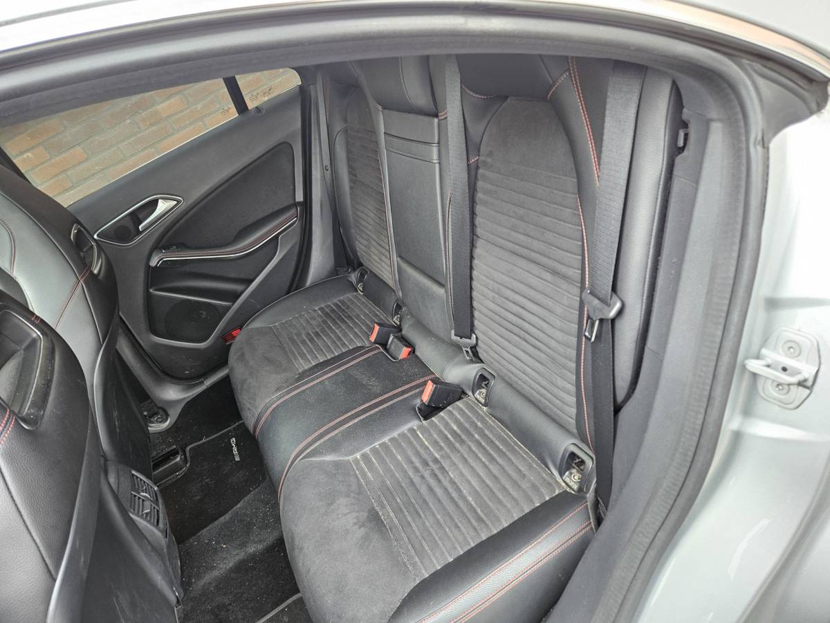 Mercedes-Benz CLA Mercedes-Benz CLA-klasse 180 Edition 1