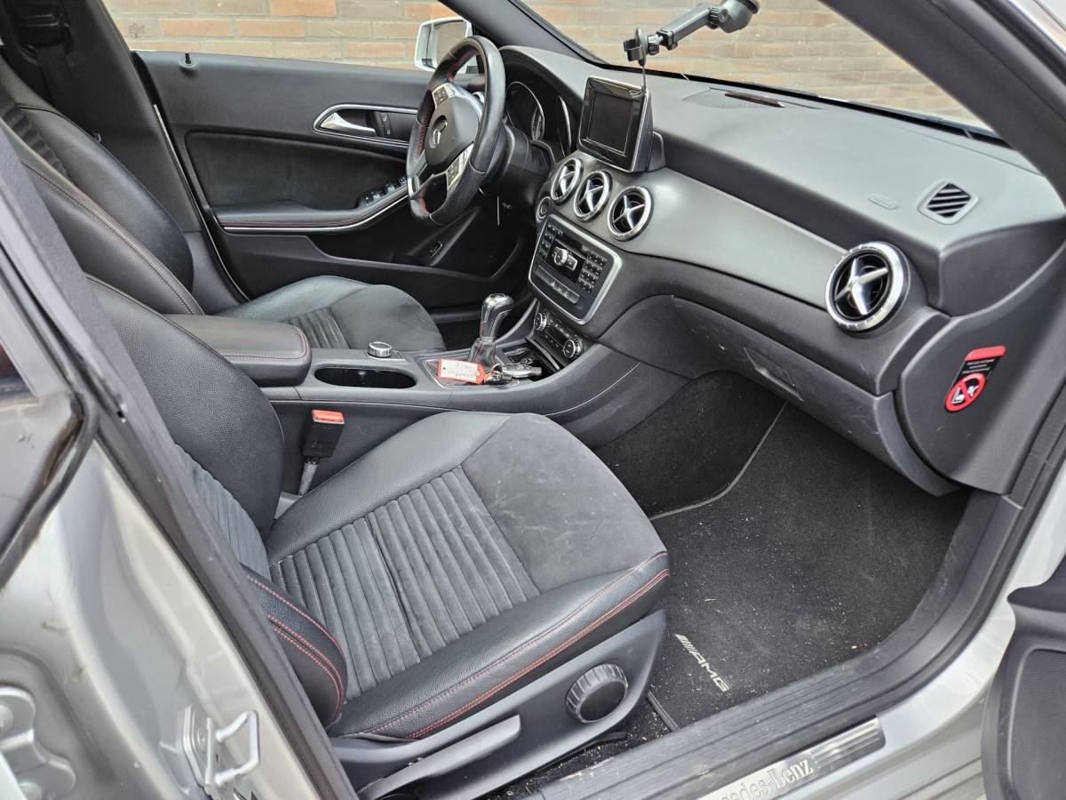 Mercedes-Benz CLA Mercedes-Benz CLA-klasse 180 Edition 1