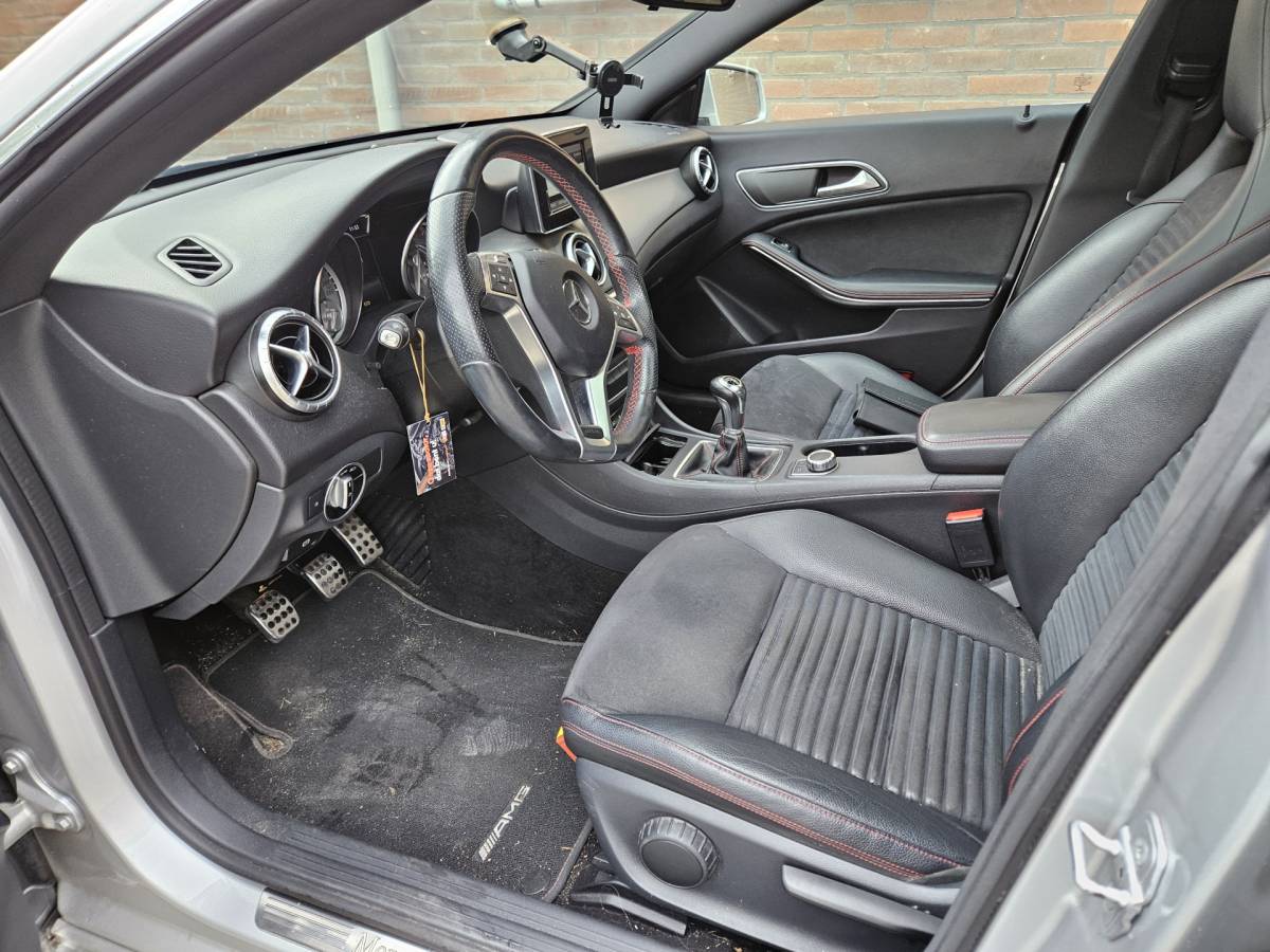Mercedes-Benz CLA Mercedes-Benz CLA-klasse 180 Edition 1