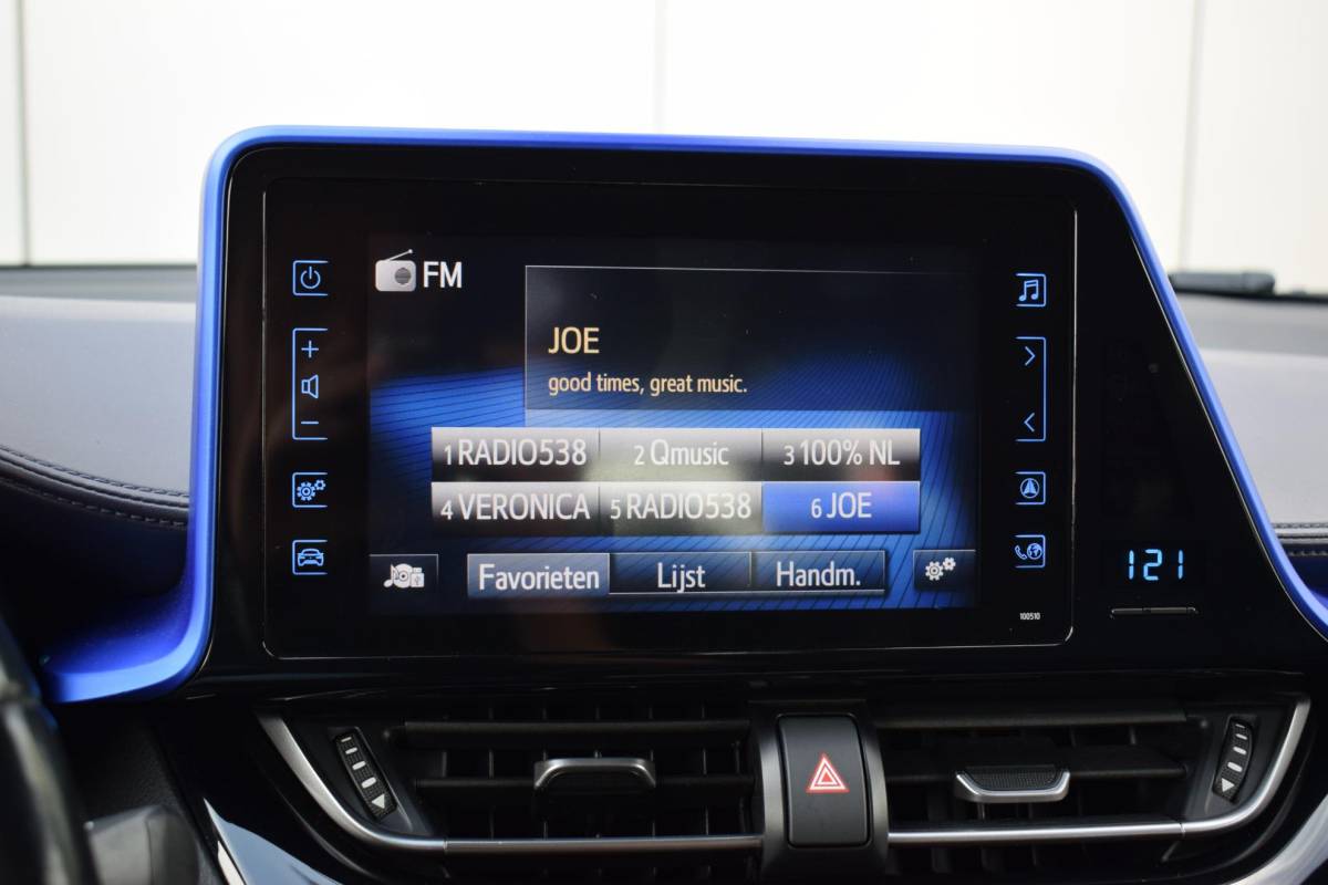 Toyota C-HR Toyota C-HR 1.8 Hybrid Style Ultimate | Trekhaak | Leer | Stoelverwarming | Navi